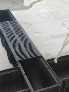 U Shape Resin Trench Drain Channel Outdoor Floor Drain Heavy Duty Weatherproof Long Life