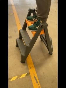 เก้าอี้บันได ล้างรถ พลาสติก 3 ชั้นแบบพับได้ หนา คงทน แข็งแรง สินค้าในไทย