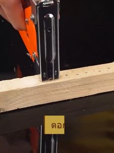 （สปอตกรุงเทพ）ฟรี 900 เล็บ เครื่องยิงแม็กซ์ ขนาด 4-14 มม. เครื่องยิงแม็กสำหรับยิงไม้ ยิงผ้างานโปสเตอร์ต่างๆงานเบาะ เก้าอี้หนังพลาสติกแถมฟรี!! ลวดแม็กซ์ (900นัด) Professi