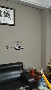 เฮลิคอปเตอร์บังคับวิทยุจิ๋ว ของเล่นบังคับวิทยุ 3.5 Chnnnel บังคับได้หลากหลายท่า ตัวเครื่องเป็นวัสดุอัลลอยด์ทนทานมาก_LD Model