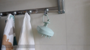 🍀ถูกที่สุด🍀 แปรงสระผม แปรงนวดหนังศีรษะ ซิลิโคน ถนอมหนังศีรษะ นวดผ่อนคลาย สระผมให้สะอาดยิ่งขึ้น BO-U015