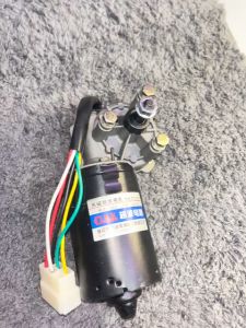 Củ gạt mưa 12v 24v trái hoặc phải