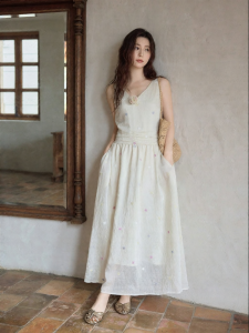 seemon | Đầm Dài Phong Cách Hàn Quốc Elegance Thêu Cổ V Hè