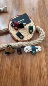 Original Cowhide Handmade Leather Headphone Cable Storage Clip Buckle Data Cable Snap Hub Headset