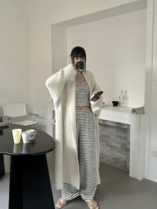 VENUIE | Classic Black and White Stripes Top Loose Trousers Two Piece Set