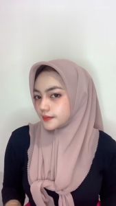 Hijab Bella Laser Cut - Segi Empat Polycotton Polos Ukuran 115 x 115cm - AYRA Clothe