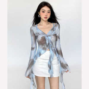 เสื้อเชิ้ตแขนยาวคอวีสไตล์อเมริกันสำหรับผู้หญิงในช่วงฤดูร้อน ดีไซน์ป้องกันแสงแดด ผ้าตาข่ายสีสันสดใส ทรงเข้ารูป สไตล์สตรีท