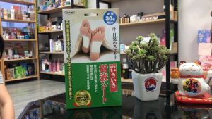 Miếng Dán Thải Độc Bàn Chân Kenko Nhật Bản Hỗ Trợ Lưu Thông Máu Giải Độc Cơ Thể Ngủ Ngon 30 Miếng