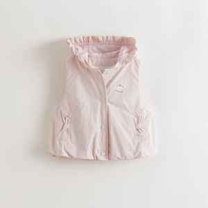 Marc&Janie | Strawberry Lace Baby Jacket