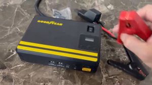 Bộ kích nổ kiêm bơm lốp ô tô và sạc dự phòng Goodyear  cao cấp GY-5296 dung lượng pin 10400mAh  - Bảo hành chính hãng 12 tháng