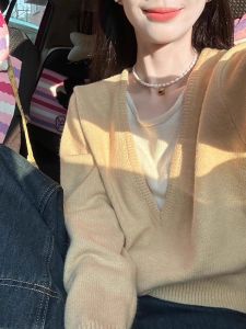 Yellow Stitching Fake Two-Piece Contrast Color V-neck Sweater Female Early Autumn Loose and Idle Stylish Niche Style Knitwear Tops