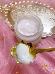 Fruity Rose Water Cream Pure Essence Hydrating Moisturizing Locking in Moisture Rich Creamy Skin Nourishing Face Moisturizer