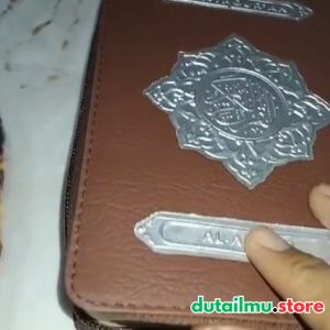 AL AMZAR Alquran & Terjemah Resleting A6