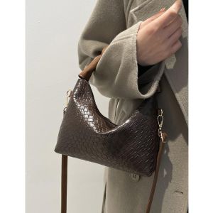 Soft Leather Woven Underarm Bag Female 2024 Autumn New Arrival Versatile Handheld Dumpling Bucket Bag Fancy Crossbody Bag