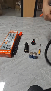 Electric Pumping Oil Pump Car Fuel Tank Pumping Pumping Oil Pump Battery Type with Gun Nozzle