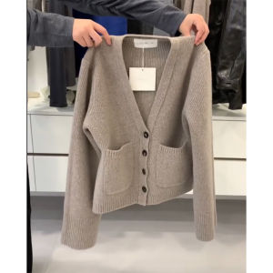 Ladies Loose Knitted Long Sleeve V-Neck Cardigan Soft Cozy Sweater Autumn Winter Outerwear Casual Commute Korean Style