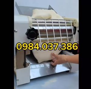 Máy cán đế bánh Pizza 30cm: năng suất cao cán mịn
