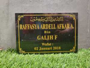 Batu Nisan Granit Alam Nero 20x30 & 20x15 CM