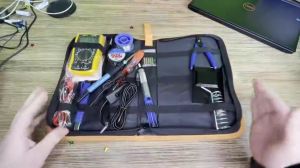 15-in-1Portable Adjustable Temperature Electric Soldering Iron Set 60W 220V 200-450°C 5 Soldering Tips Desoldering Pump Set besi pematerian elektrk