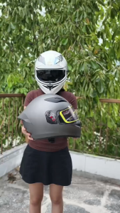 Mũ bảo hiểm Fullface Royal M138b 2 kính màu Xám Xi Măng chính hãng tặng tút rút và khăn ninja