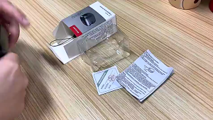 Pulse Oximeter - Finger Clip Digital Finger Blood Oxygen Saturation Meter SpO2 PR Heart Rate Monitor