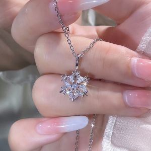HANXIUYU | Mặt Dây Chuyền Inox Hình Hoa Tuyết Chủ Đề Mùa Đông