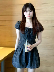 QINWEIYU | Summer Korean-style Puff Sleeve Checker Square Neck Floral Set for Petite Women