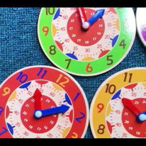 Mainan edukasi mengenal jam kayu childrens wooden clock toys mengenal waktu jam kayu Montessori