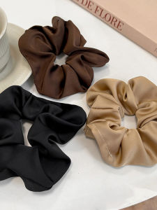 QIUCHUNLIAN | Silk Large Hair Band Black