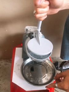 Electric Ice Crusher Machine