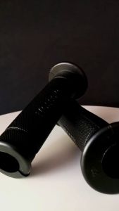 HANGRIP HANFAT MODEL RCB HANDFAT HANDGRIP HAND GRIP FAT TULISAN MOSCOW BEAT VARIO SCOOPY FAZZIO PNP