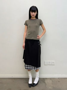 เสื้อยืดแขนสั้นทรงสลิมฟิตเนเวียซ์ เส้นใยลินินผสมขนสัตว์ ทรงเข้ารูป สีสันสดใส ทรงหลวม ทรงปกติ ฤดูร้อน 2025