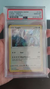 PSA 10 Lugia #132 HOLO Vivid Voltage Sword and Shield English (2020) - Pokemon Card GRADED