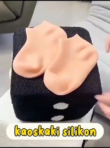 1 Pasang Kaos Kaki Silikon Latex Silicone Foot Care Socks Anti Cracking Moisturizing Gel Perawatan