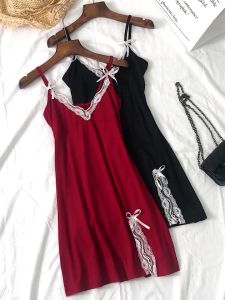 กรีดชุดนอนหญิงเซ็กซี่ ชุดนอนกระโปรง ลูกไม้ขอบ พร้อมส่งจากไทย H1070