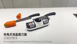 【ปรับความเร็วได้ 3 ระดับ + จอแสดงผล LCD】 เครื่องลับมีดไฟฟ้า USB แบบปรับความเร็วได้ 3 ระดับ เครื่องมือลับมีดทำครัวในครัวเรือน เครื่องลับมีดไฟฟ้าแบบรวดเร็ว ควบคุมด้วยปุ่มเดียว ลับมีดหนาและบางได้ง่ายดาย สายไฟ USB ที่ซ่อนอยู่