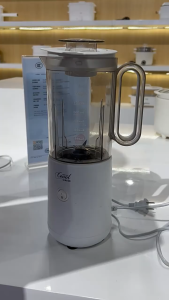 SG【READY STOCK】Portable Small Electric Juicer Lemon Press Machine Orange Squeezer Maker Blender Stainless Steel Blade