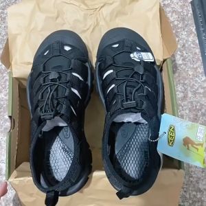 2025 NEWPORT H2 Kee Outdoor Sports Sandals Mens Soft Soled Closed Toe Sandals Summer Hiking Sandals Womens Beach Shoes