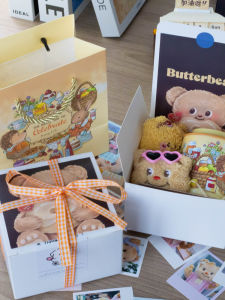 Birthday Gift Cute Cream Bear Aromatherapy Candle Creative Gift Box for Best Friend Girls Handmade Decorative Collectible Item