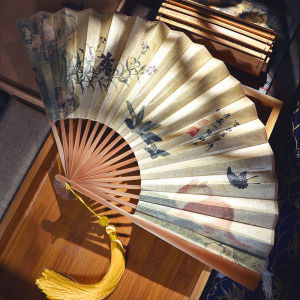 พัดจีน 10นิ้ว พัด ไม้ไผ่วัสดุผ้า พัดย้อนยุคสองด้านมีพู่ห้อยอย่างดี พัดจีนโบราณสวยๆ วัสดุไม้ไผ่และผ้าไหม แมวผีเสื้อฤดูร้อนทุกวัน