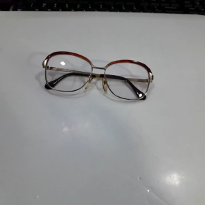 Gọng mắt kính nữ vintage cao cấp Lourence Japan GP mạ vàng second hand đã qua sử dụng