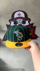 Oakland Athletics Mens Vintage 9FIFTY Snapback hat by New era