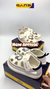 Sepatu Dans Monner: Desain Nyaman & Komfortabel untuk Anak