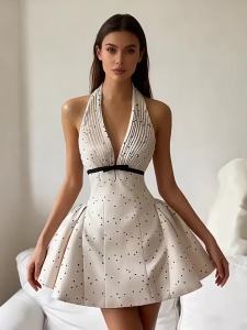 Retro Polka Dot Halter Neck Dress Slim Waist Design