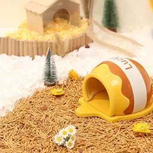 Hamster Spilled hideout Tafit Honeypot Hideout