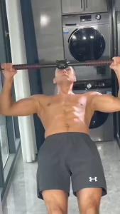 บาร์โหนติดประตู ปรับความยาวได้ บาร์โหนดึงข้อ 62-100 cm อุปกรณ์ออกกำลังกาย Door Pull Up Bar