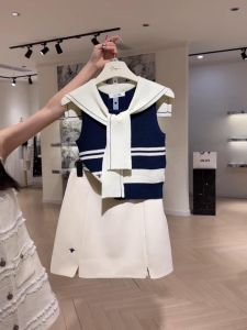 Naval Collar Knitted Vest Womens Summer Short Sleeveless Design College Style Striped Color Block Outerwear Casual Fashion