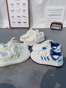 2025สไตล์ใหม่ รุ่นQ89 รองเท้าผ้าใบผู้หญิง รองเท้าสีขาว รองเท้าลำลอง แฟชั่นสไตล์เกาหลี ใส่สบาย เหมาะสำหรับสวมใส่และจับคู่