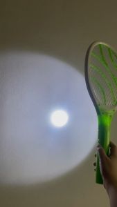 ไม้ตียุงไฟฟ้า ไฟแรงไม้ตียุงและแมลงไฟฟ้าสไตล์มินิมอล แตะปุ๊ปชกำจัดยุง ใช้งานได้สะดวก100%ปลอดภัย ขนาด3000V