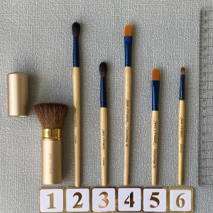 Jane Iredale Small Flame Eye Shadow Brush Concealer Brush Blush Brush Lip Brush Covering Brush Makeup Brush Cosmetic Brush